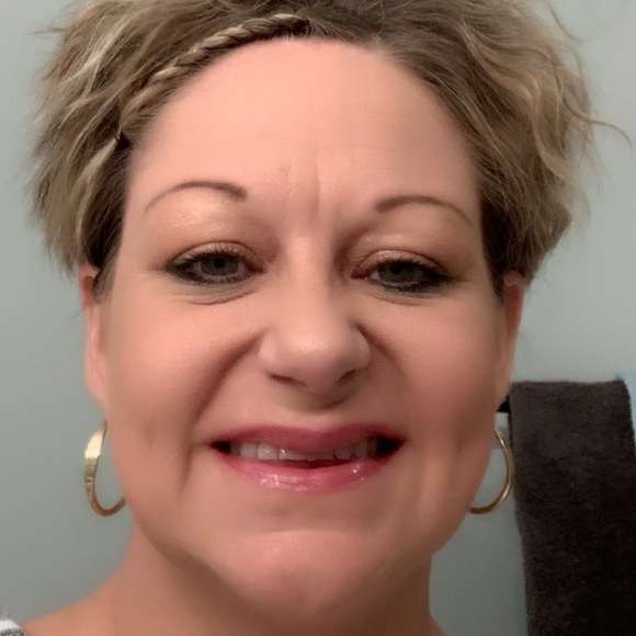 Meet your Posher, Misty - Picture 1 of 1